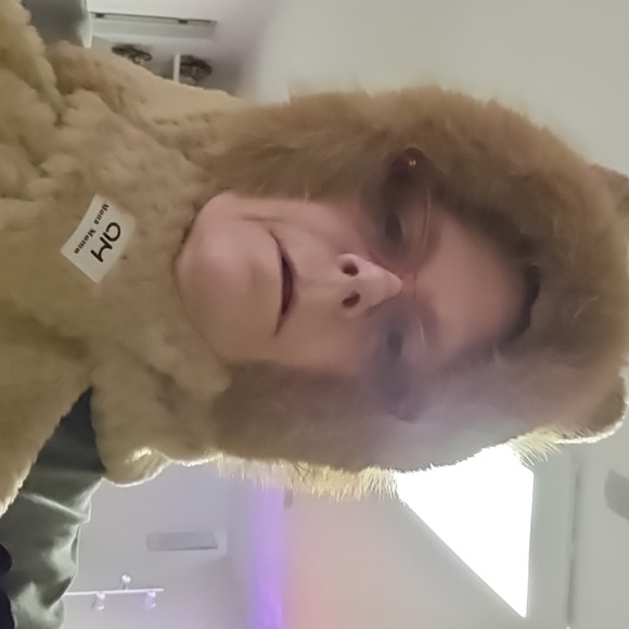 Cap with neck wrap. NWOT - Picture 1 of 5